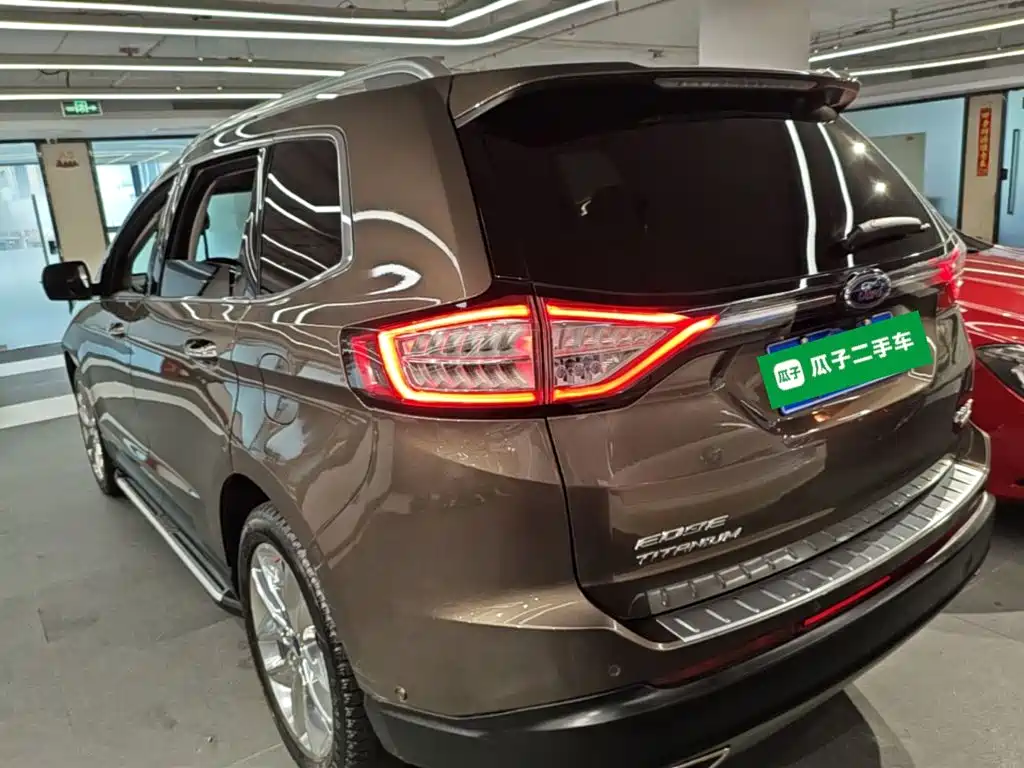 Ford Edge — миниатюра 5