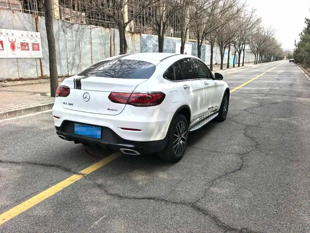Mercedes-Benz GLC Coupe — миниатюра 9