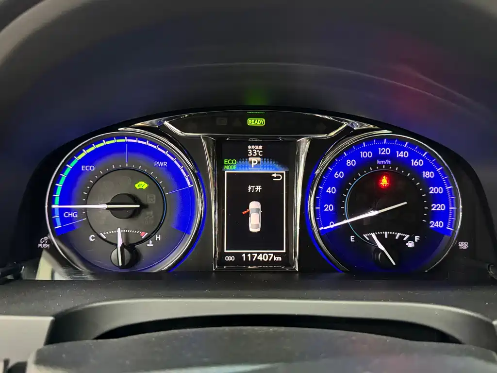 Toyota Camry — миниатюра 14