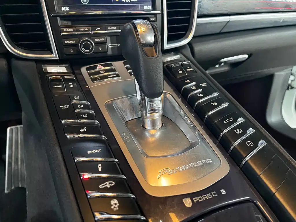 Porsche Panamera 2013 Panamera Platinum Edition 3.6L