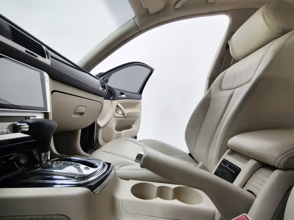 Volkswagen Passat Lingyu — миниатюра 12
