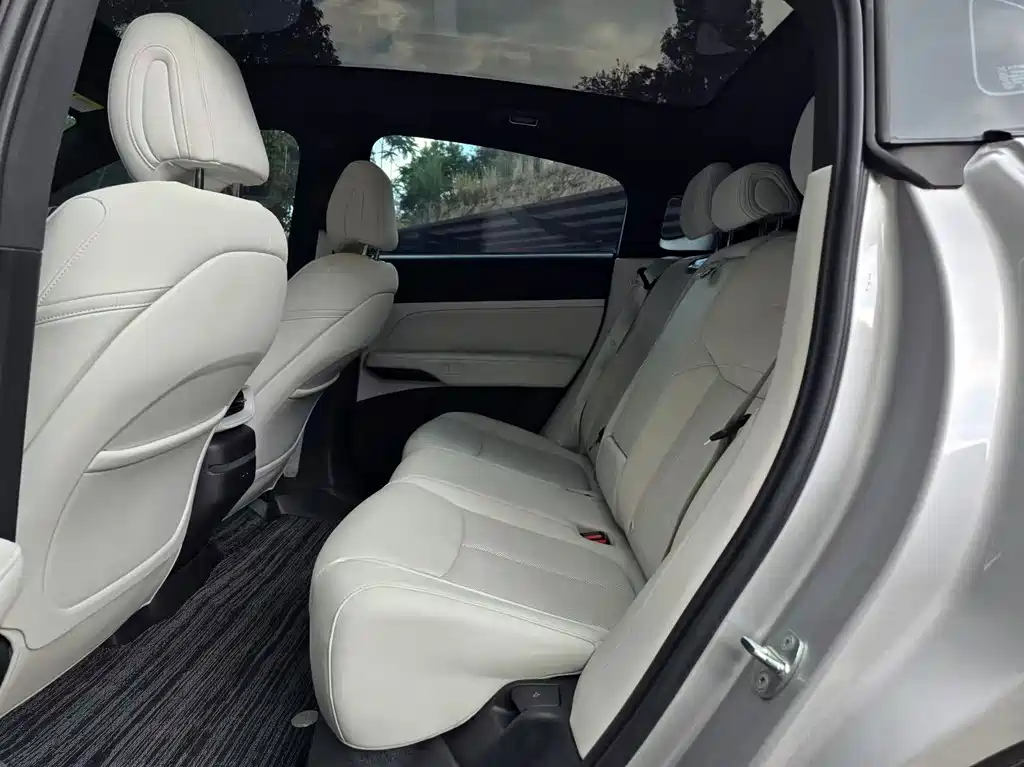 XPeng G6 — миниатюра 12