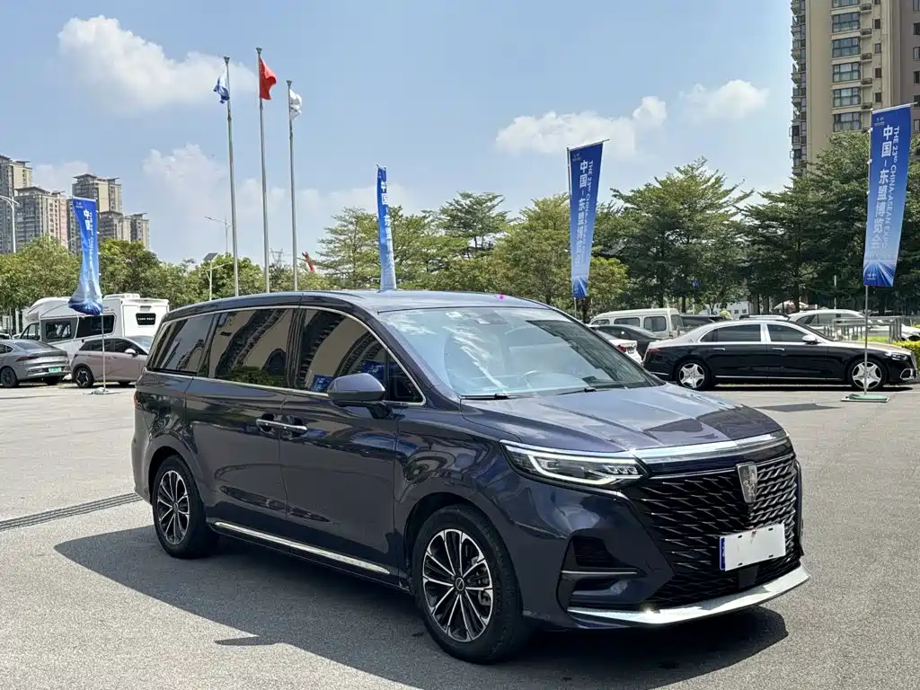 Roewe iMAX8 — миниатюра 3