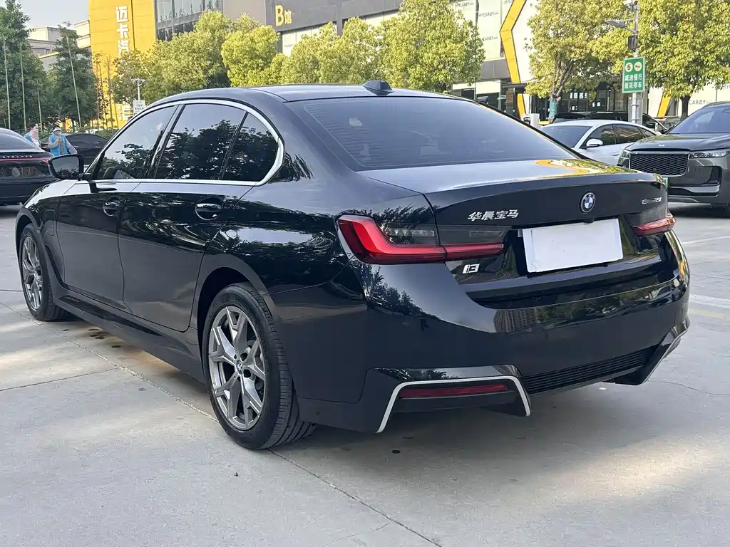BMW i3 — миниатюра 5