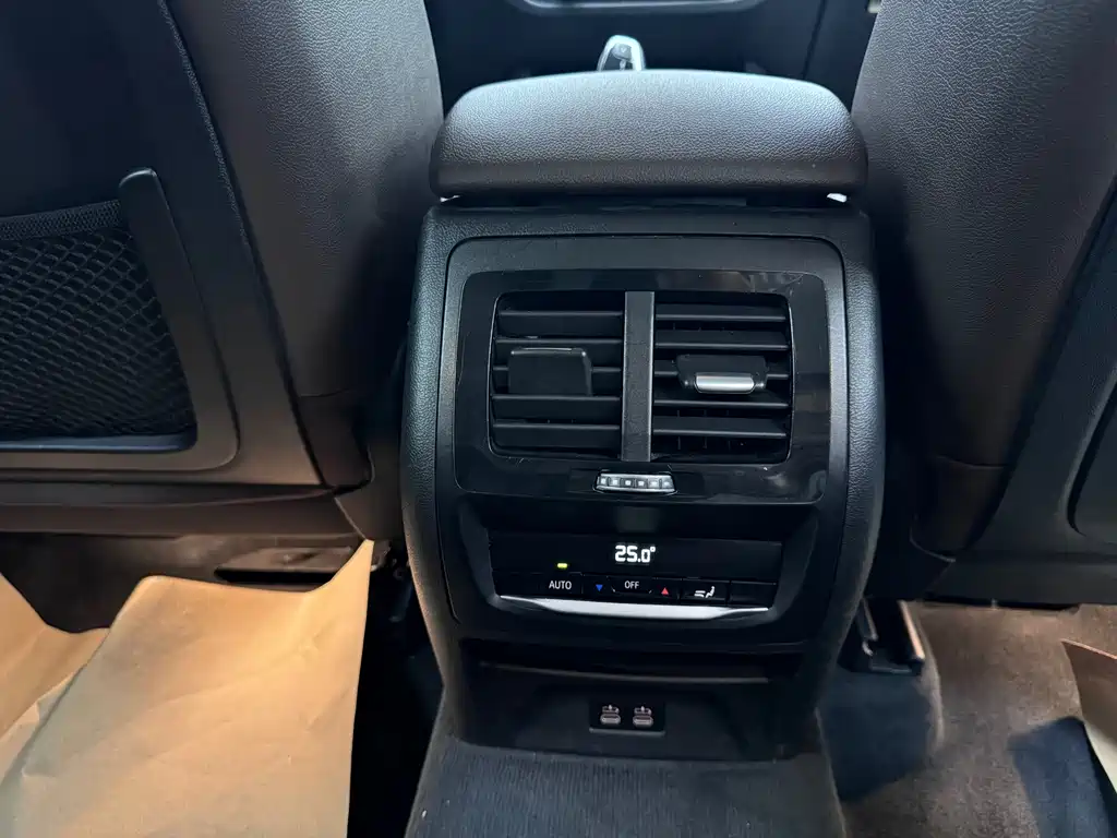 BMW X3 — миниатюра 11