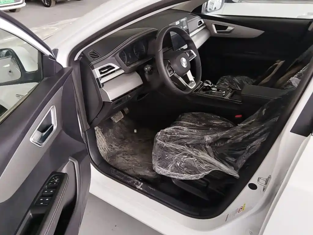 BYD Qin NEV — миниатюра 16