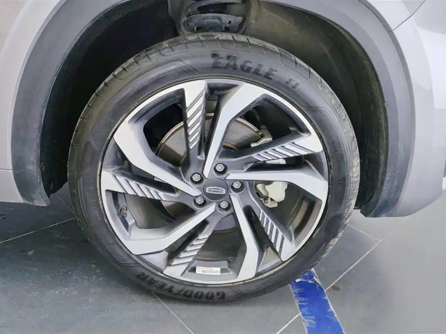 Geely Monjaro L 2024 2.0TD AT