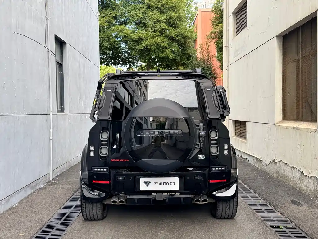 Land Rover Defender — миниатюра 3