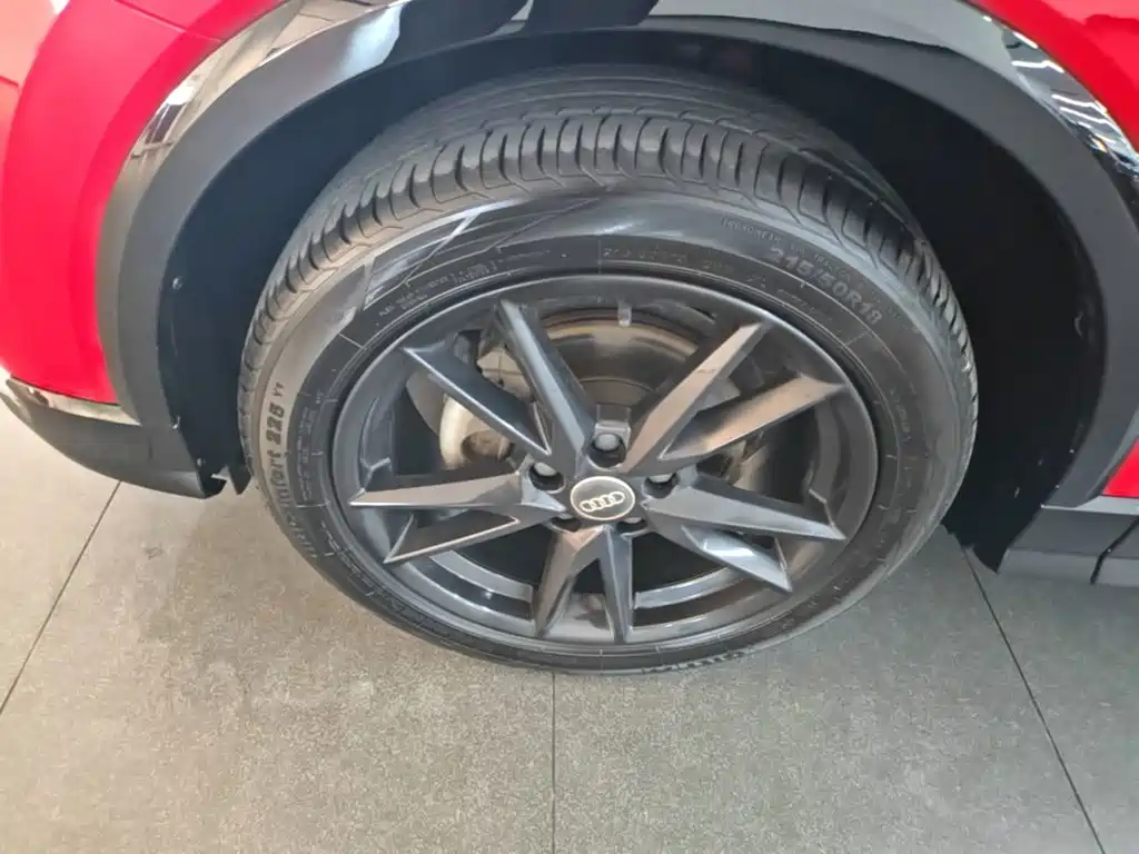 Audi Q2L — миниатюра 23
