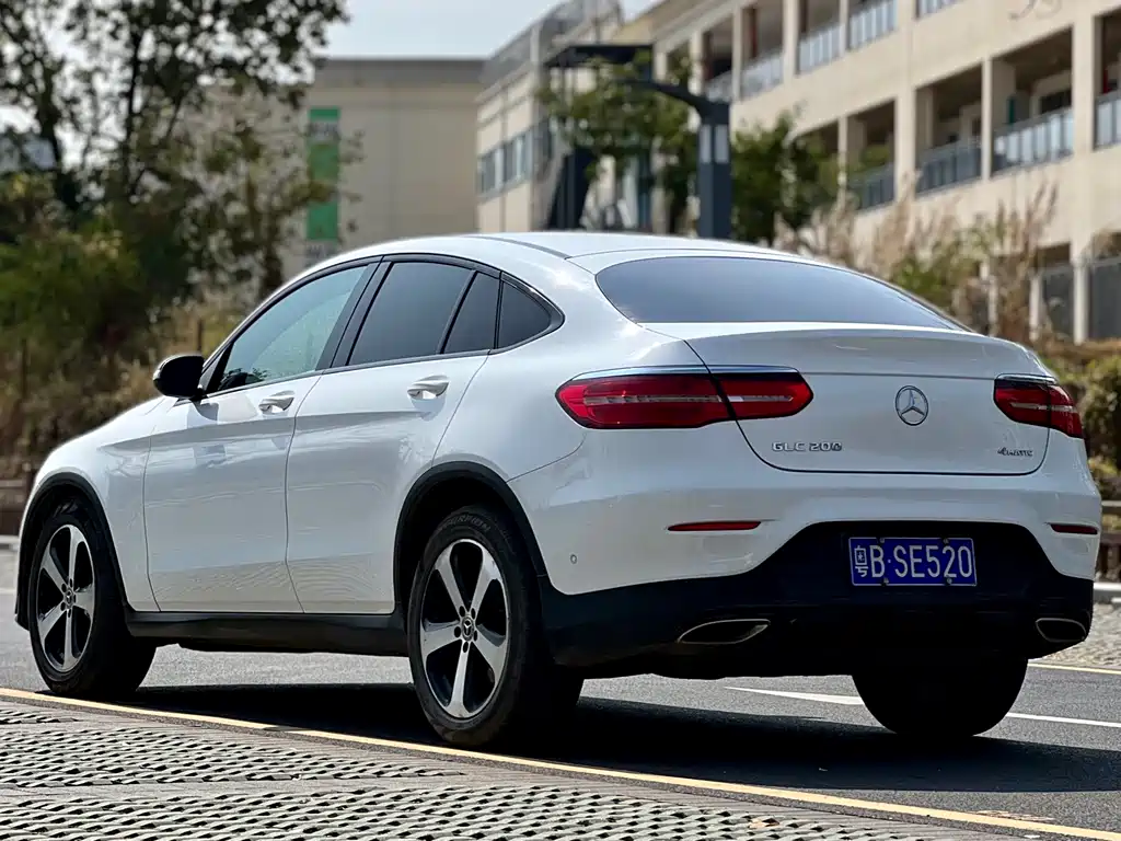 MERCEDES-BENZ GLC COUPE