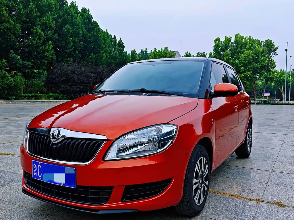 Skoda Fabia 1.4L Auto Innovation Edition, фото 4
