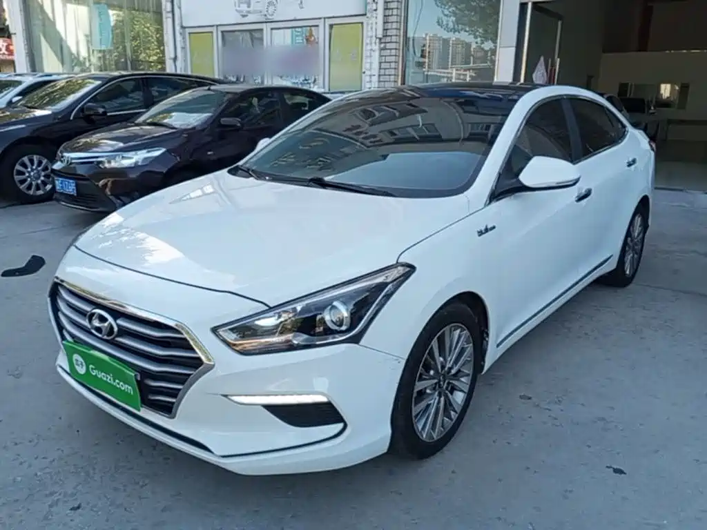 Hyundai Mistra — миниатюра 2