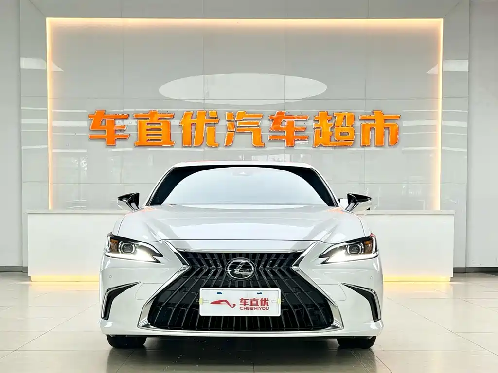 Lexus ES — миниатюра 3