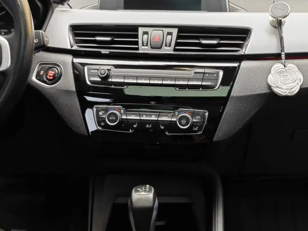 BMW X1 — миниатюра 19