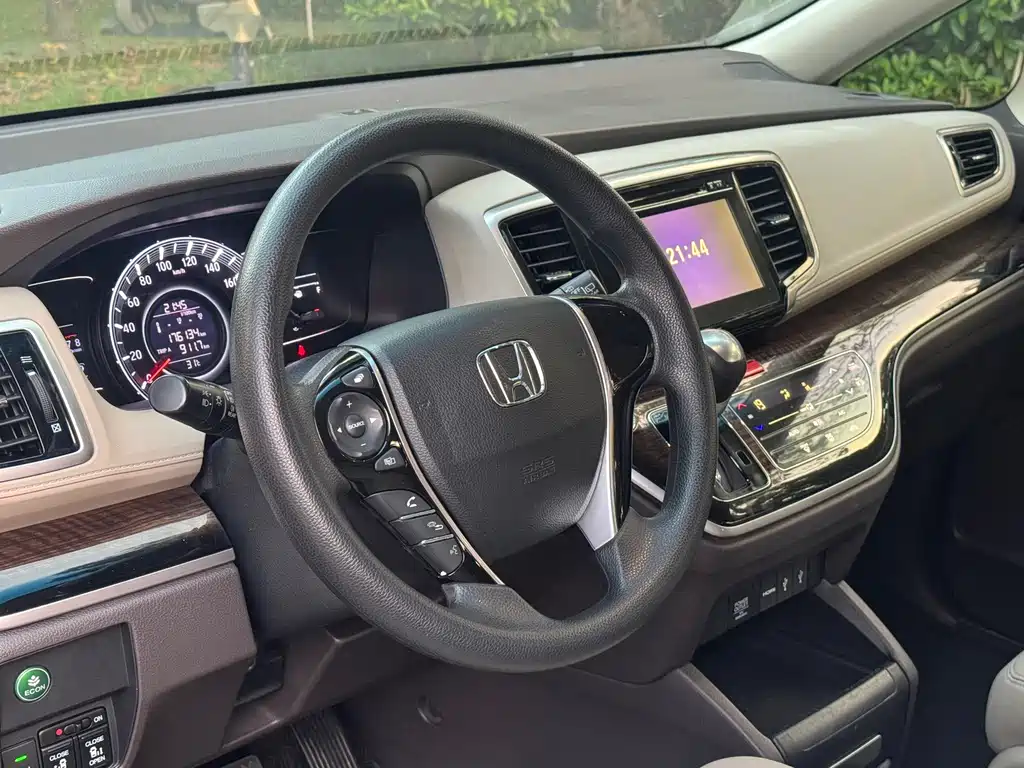 Honda Odyssey — миниатюра 8