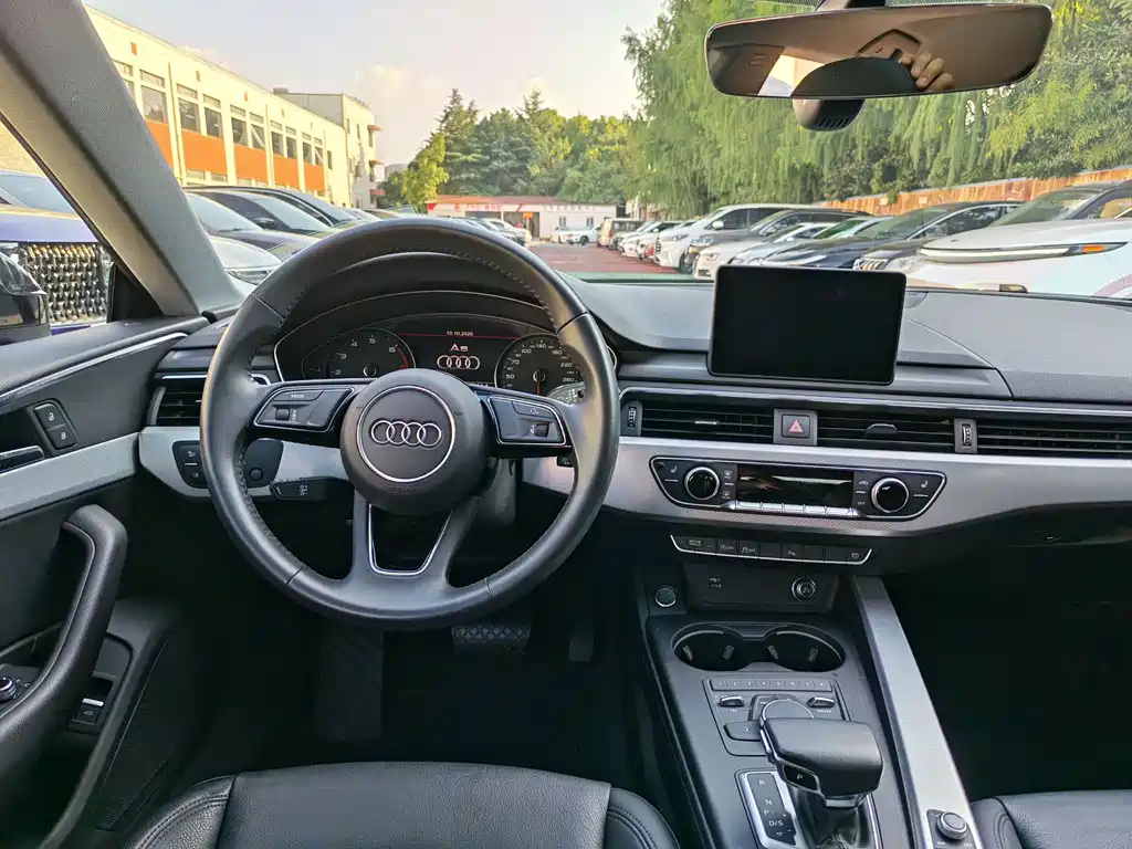 Audi A5 (Import) — миниатюра 12