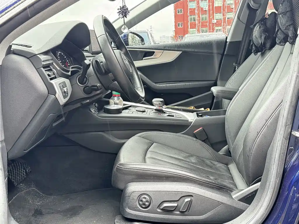 Audi A5 (Import) — миниатюра 8