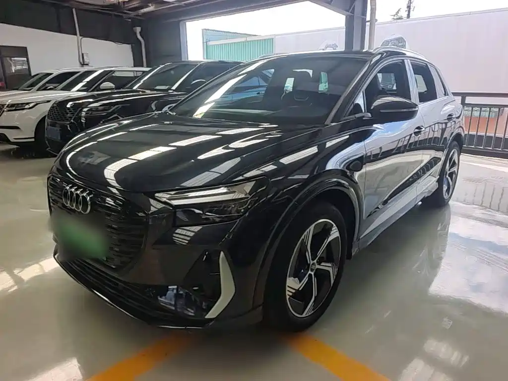 Audi Q4 e-tron — миниатюра 2