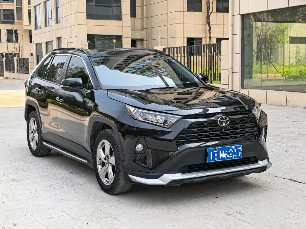 Toyota RAV4 2022