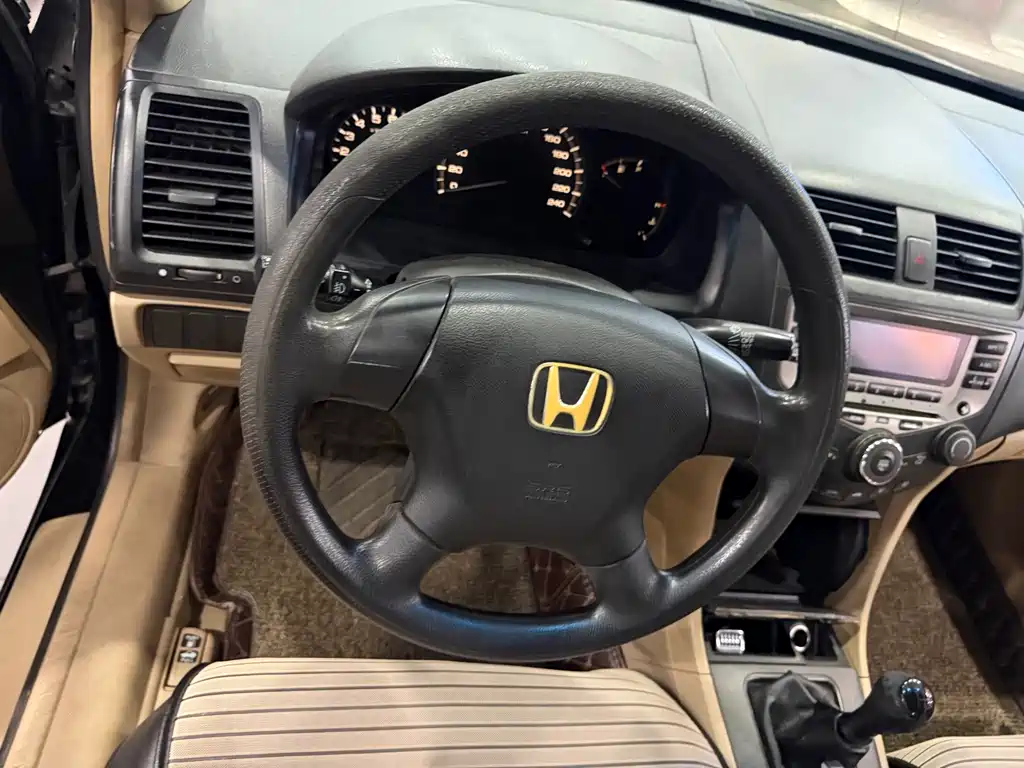Honda Accord — миниатюра 4