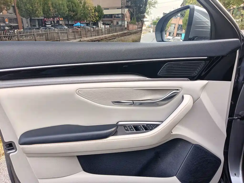 BYD PLUS New Energy — миниатюра 13