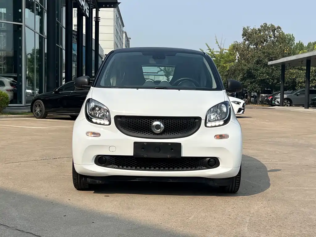 smart Smart Fortwo — миниатюра 3