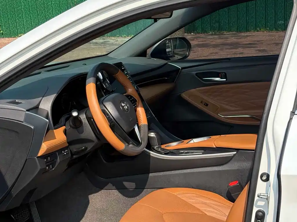 Toyota Avalon — миниатюра 4