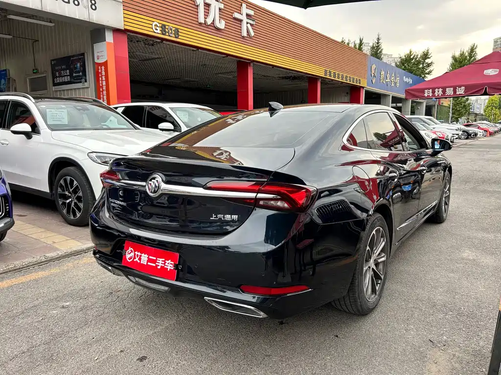Buick LaCrosse — миниатюра 3