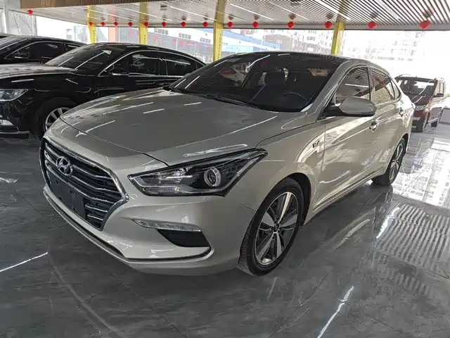 MODERN NAME PICTURE 2018