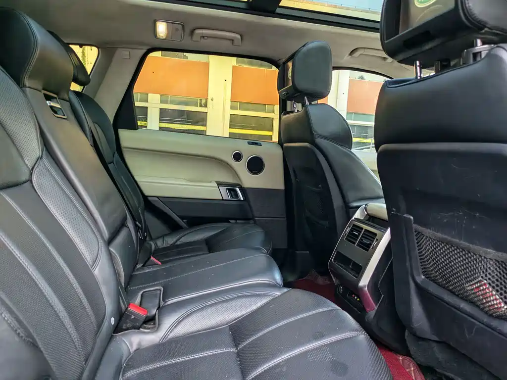 Land Rover Sport — миниатюра 9