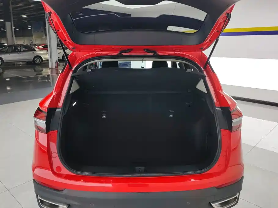 Geely Binyue — миниатюра 4