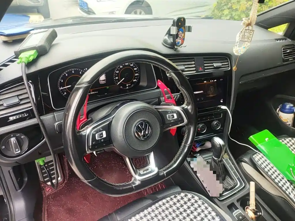 Volkswagen Golf — миниатюра 3