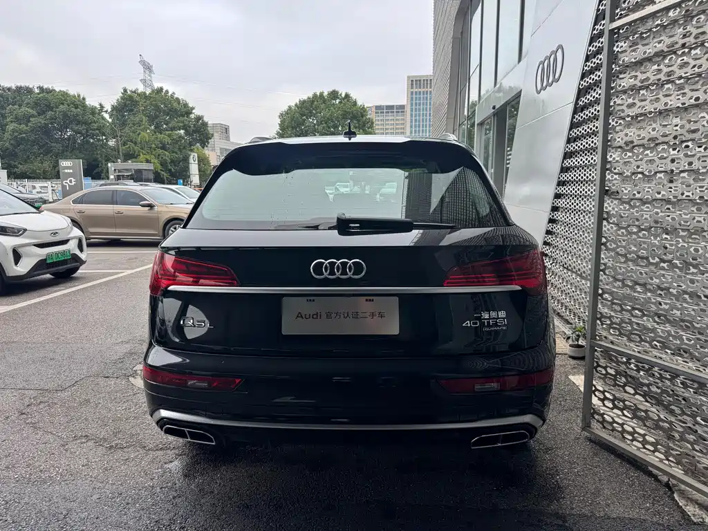 Audi Q5L — миниатюра 5