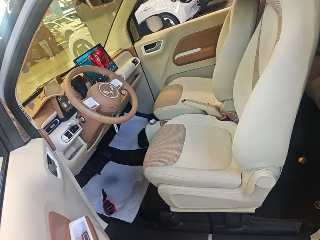 Wuling MINIEV — миниатюра 15
