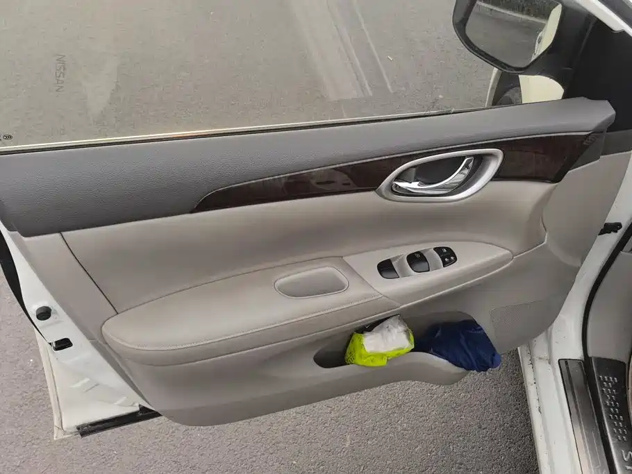 Nissan Sylphy — миниатюра 7