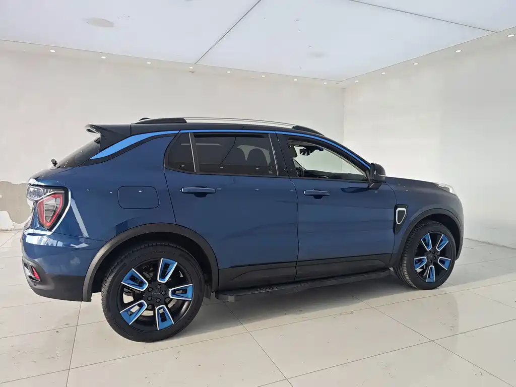 Lynk & Co 01 — миниатюра 16