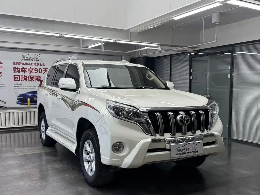 Toyota Land Cruiser Prado 2010 2.7L AT Standard