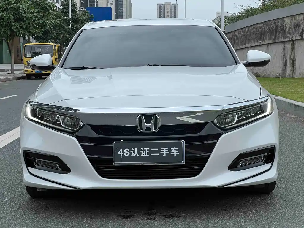 Honda Accord 2018 260TURBO Elite VI
