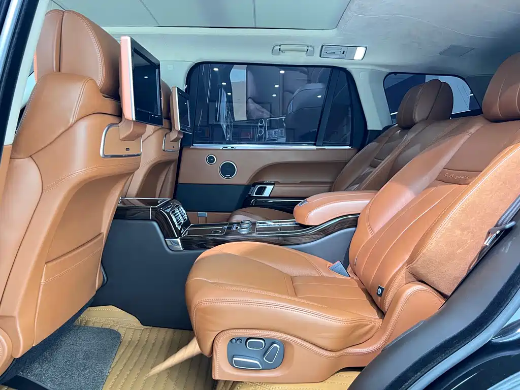 Land Rover Range Rover — миниатюра 13
