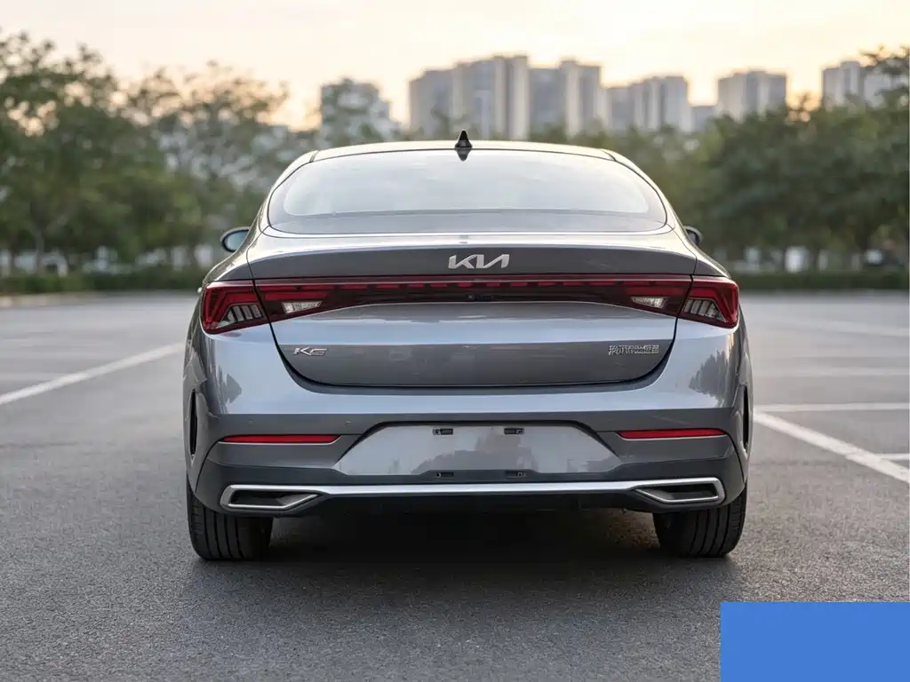 Kia K5 — миниатюра 5