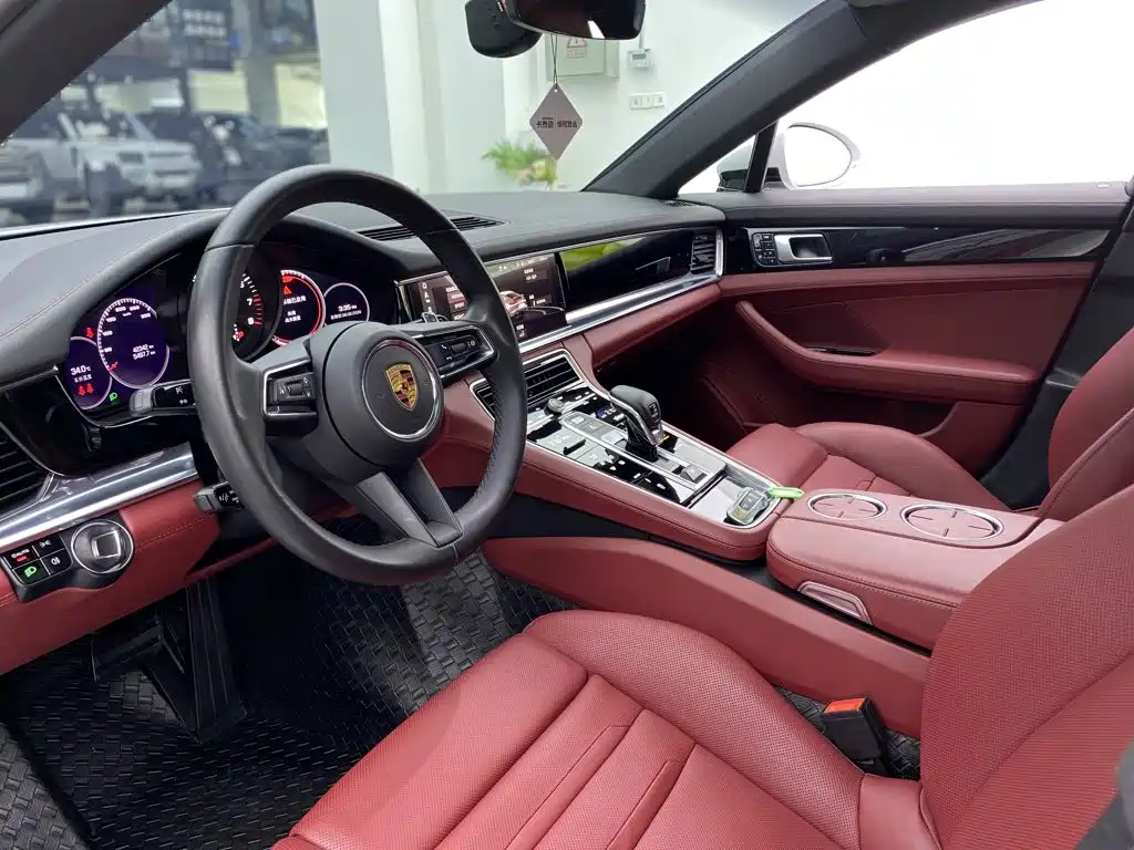 Porsche Panamera — миниатюра 29
