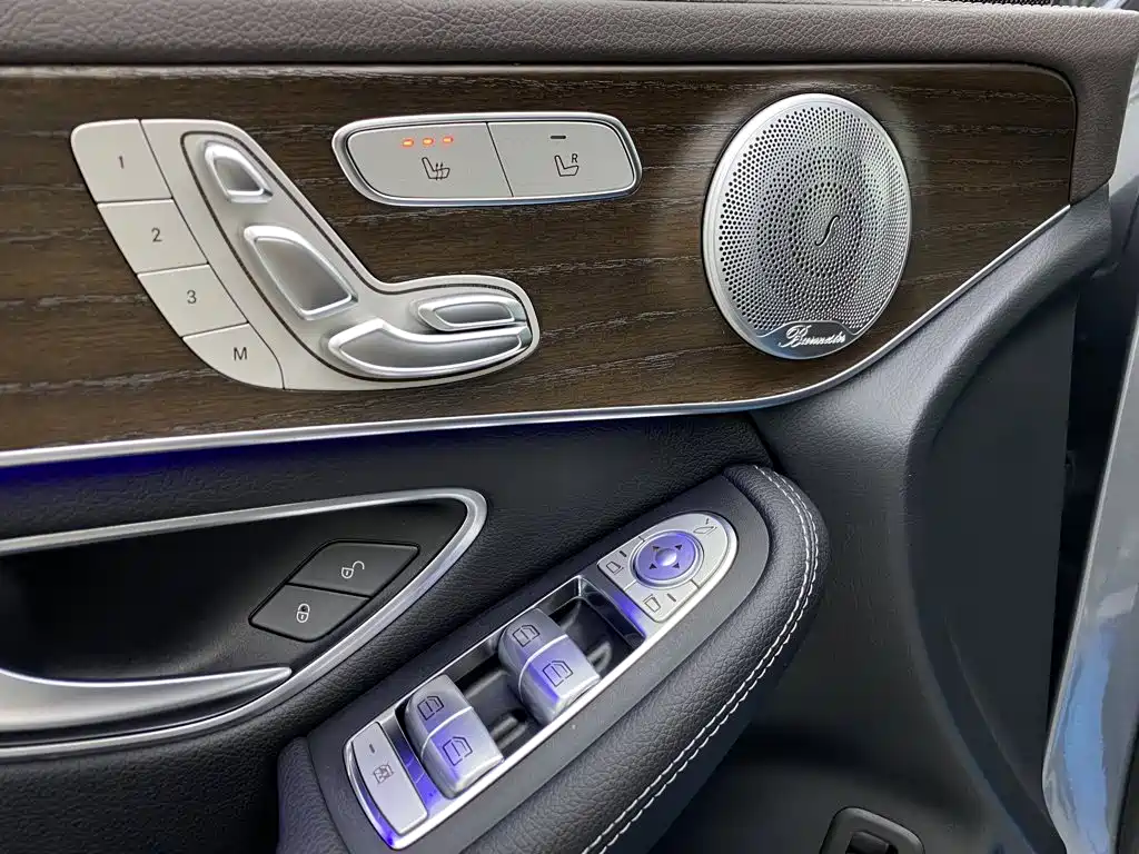 Mercedes-Benz GLC — миниатюра 32