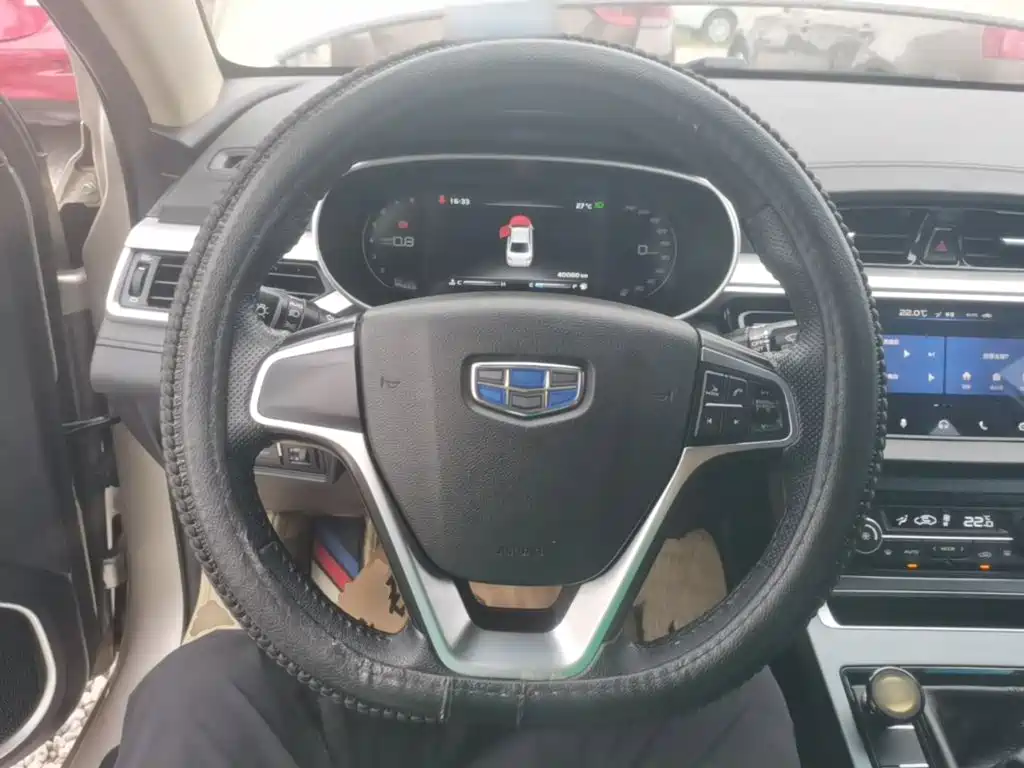 Geely Emgrand — миниатюра 11