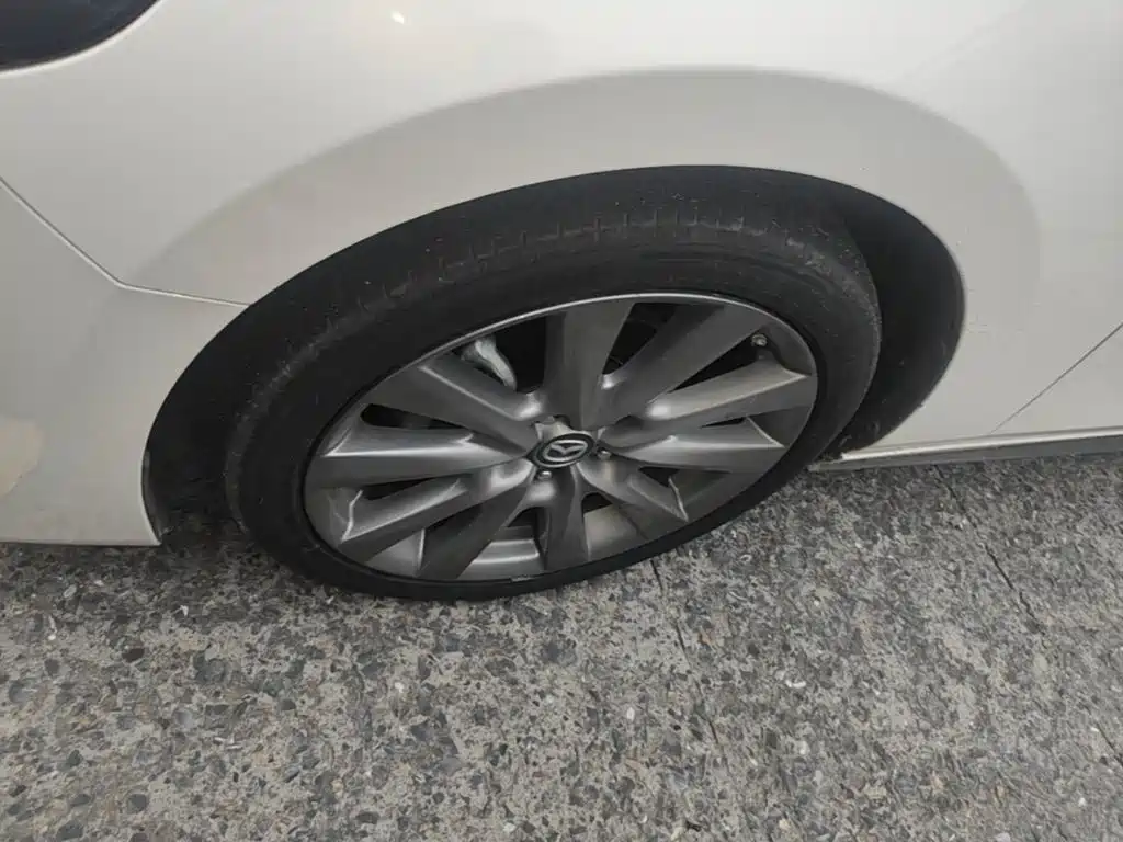 Mazda 3 Axela — миниатюра 23