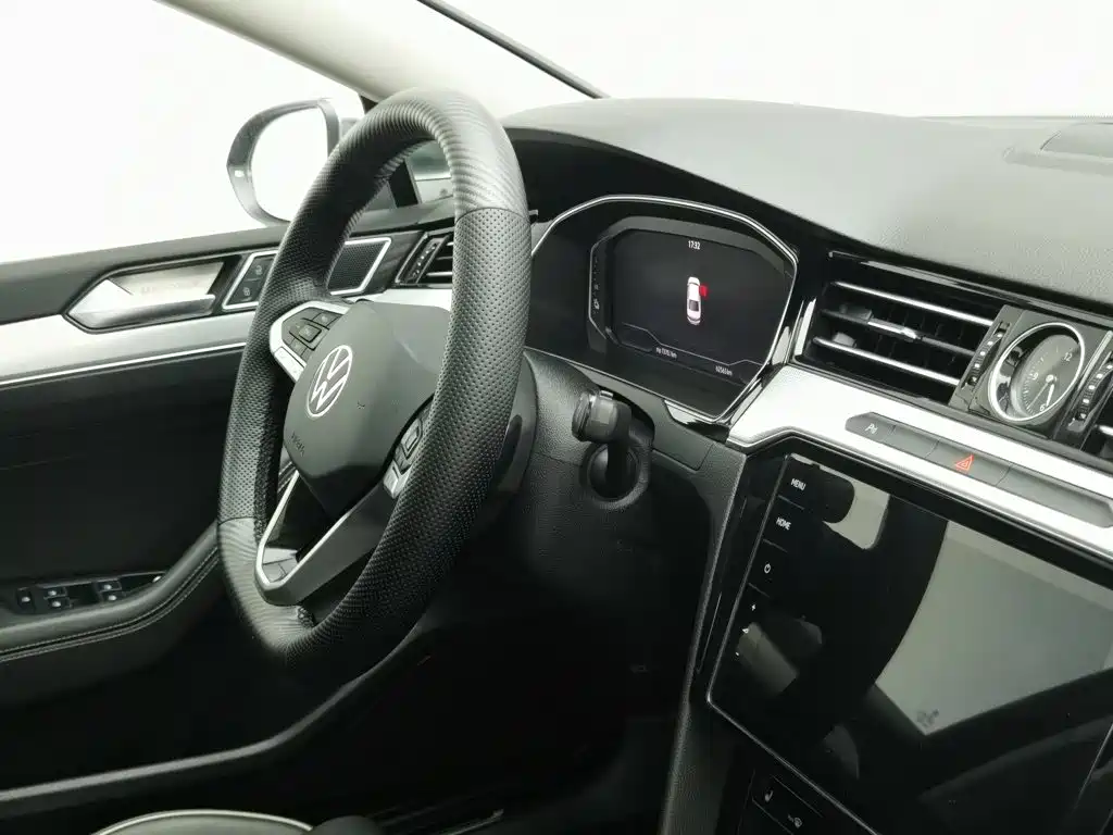 Volkswagen Magotan PHEV — миниатюра 22