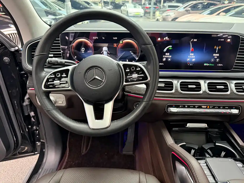 Mercedes-Benz GLE (Import) — миниатюра 17