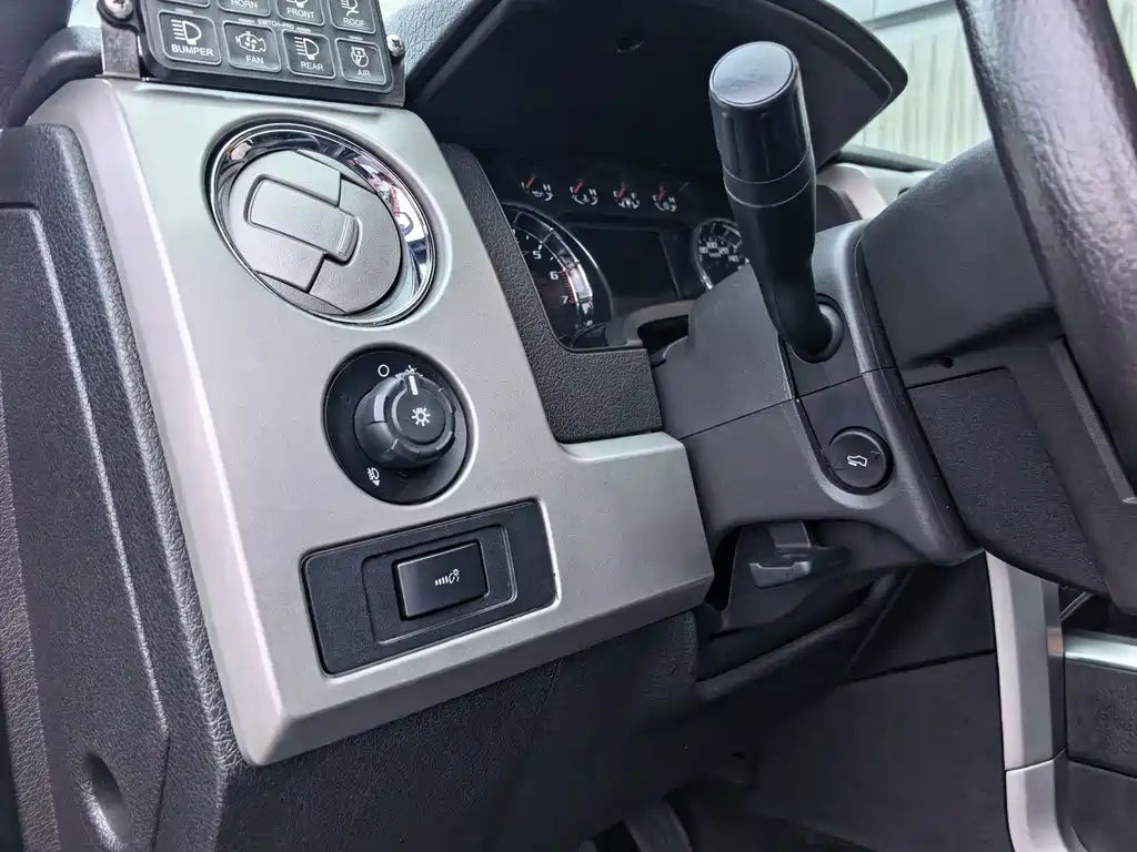 Ford F-150 Raptor — миниатюра 8