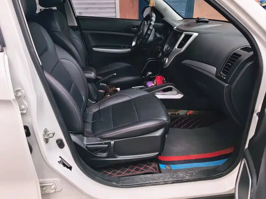 Changan CS35 — миниатюра 8