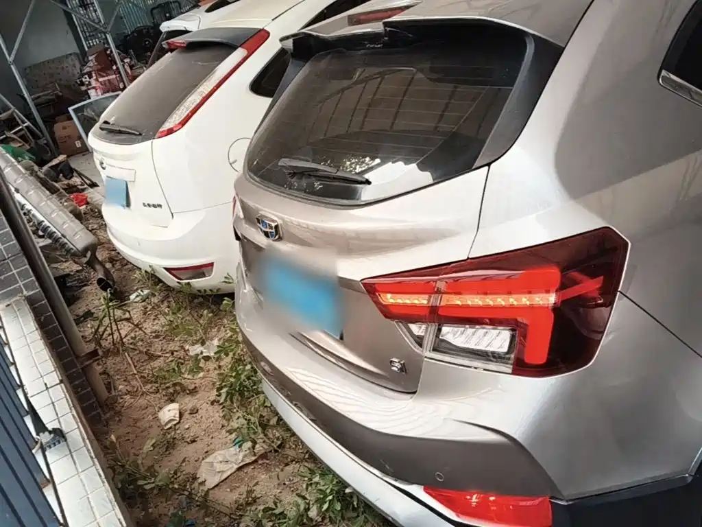 Geely Vision S1 — миниатюра 6
