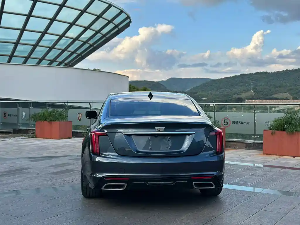 Cadillac CT5 — миниатюра 8